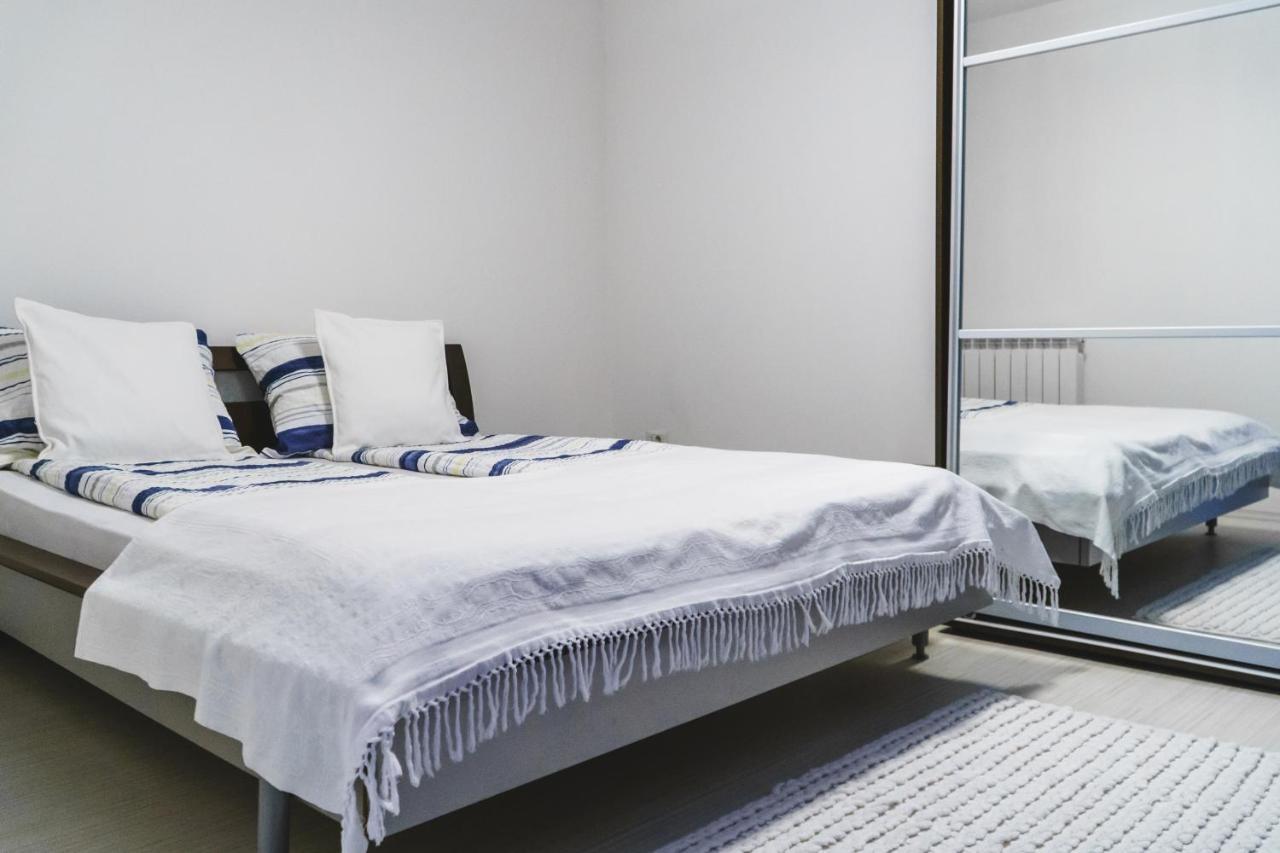 Vila Carolina Apulum Villa Alba Iulia Esterno foto