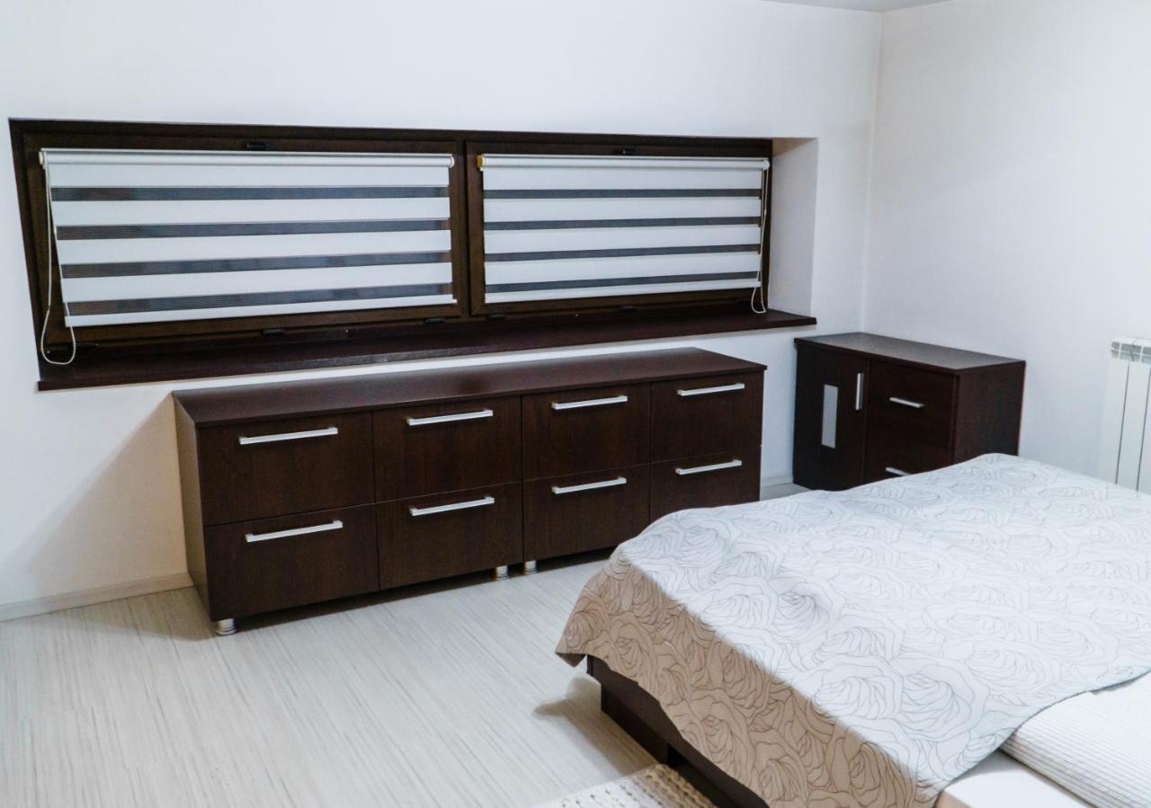 Vila Carolina Apulum Villa Alba Iulia Esterno foto